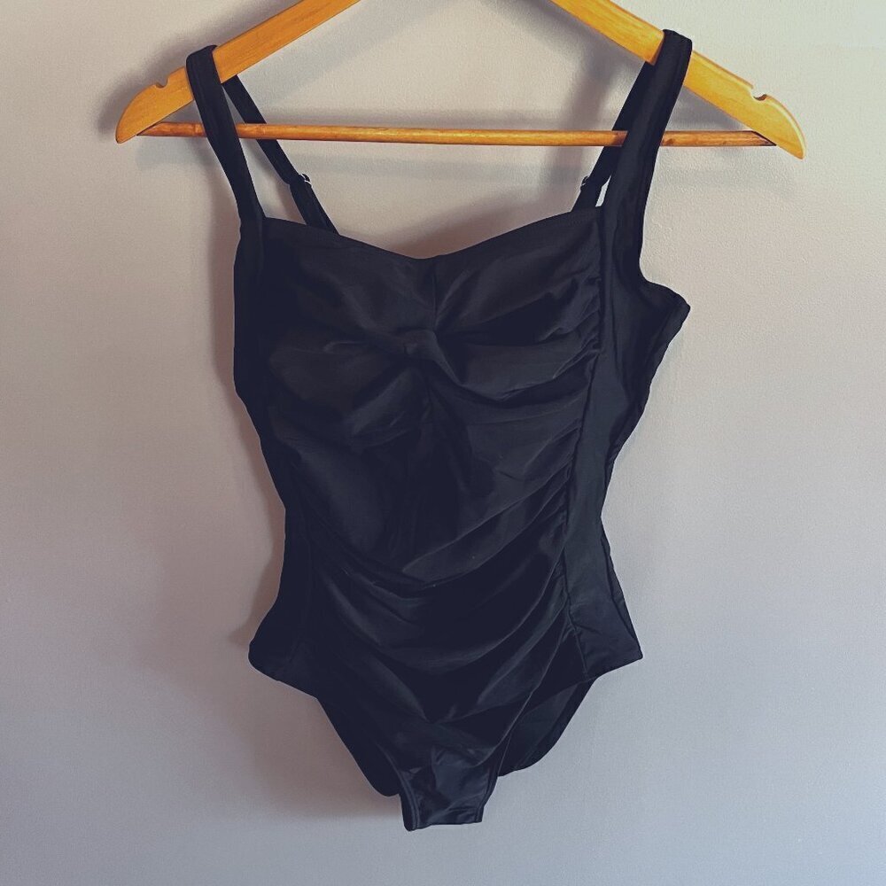 Ekouner Black One Piece Swimsuit Rushing Size M NWT